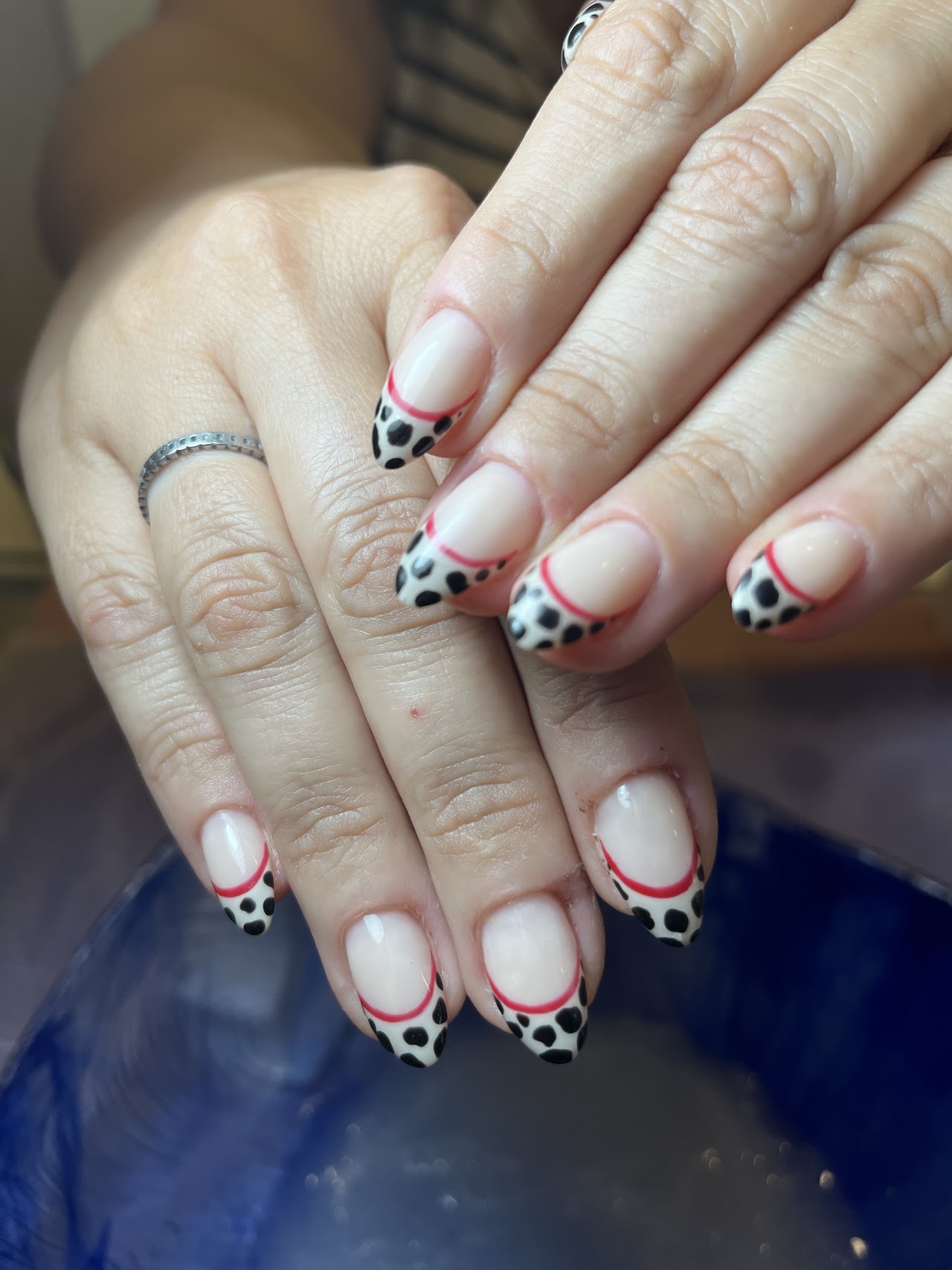 Trabajo de nail art realizado en Yess Estudio de belleza